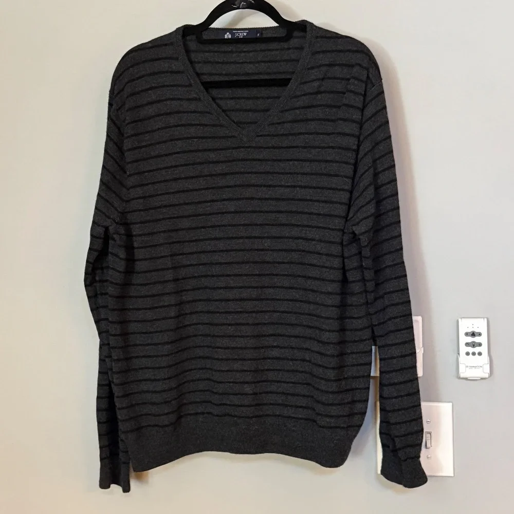 J Crew Mens Merino Wool Striped V Neck Long Sleeve Sweater XL Charcoal Black
